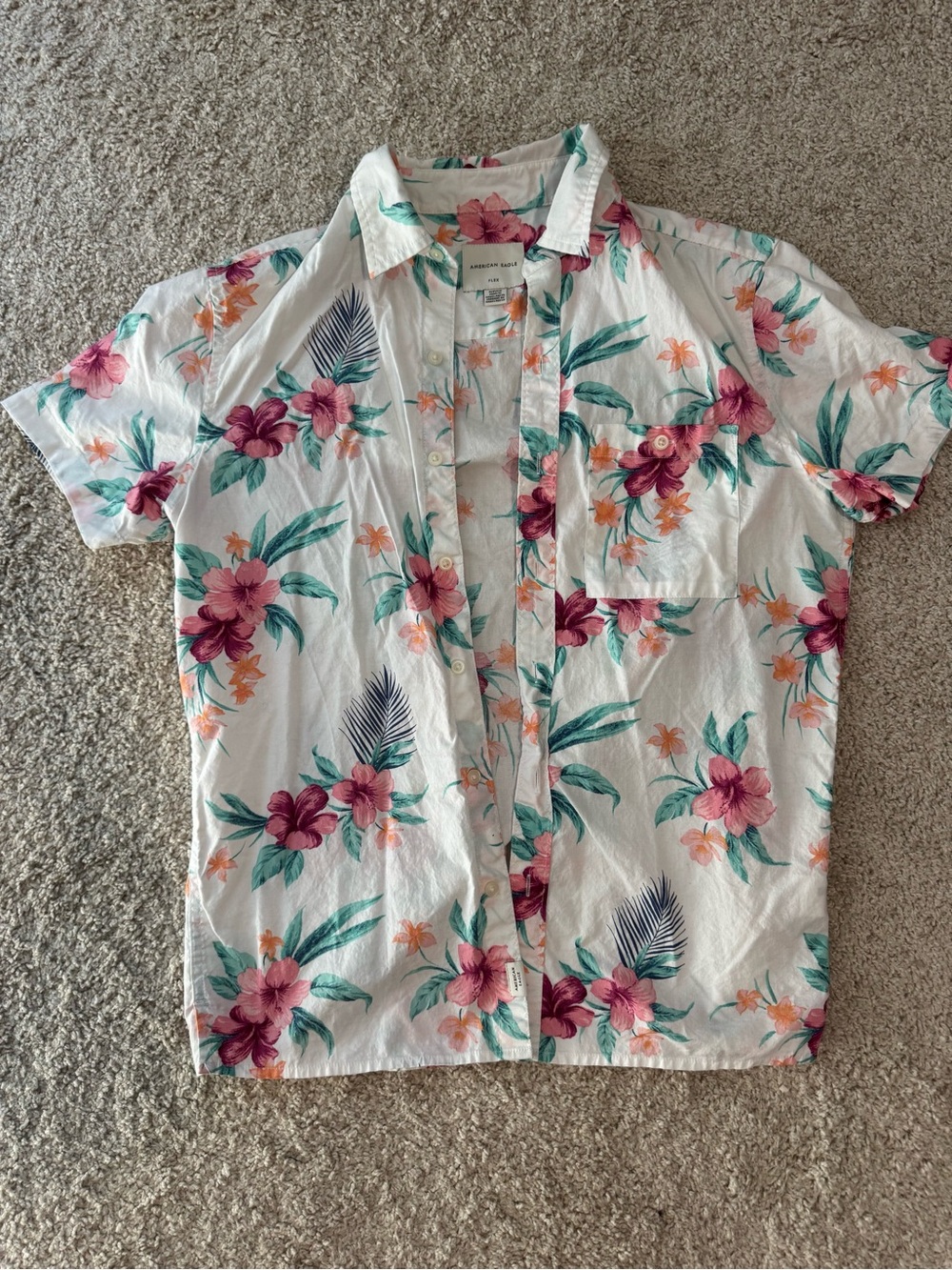 American Eagle Outfitters Short Sleeve White Floral Button-Up Shirt